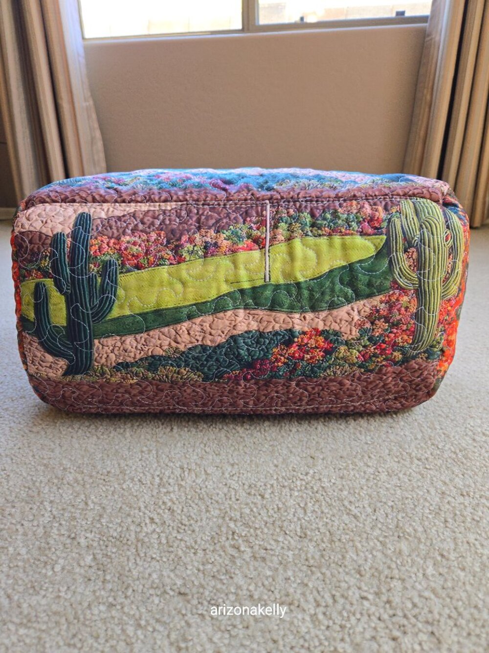 NWT Quilted Fabric Duffel Zippered Bag Cactus Desert Saguaro Arizona Southwest - Picture 7 of 12